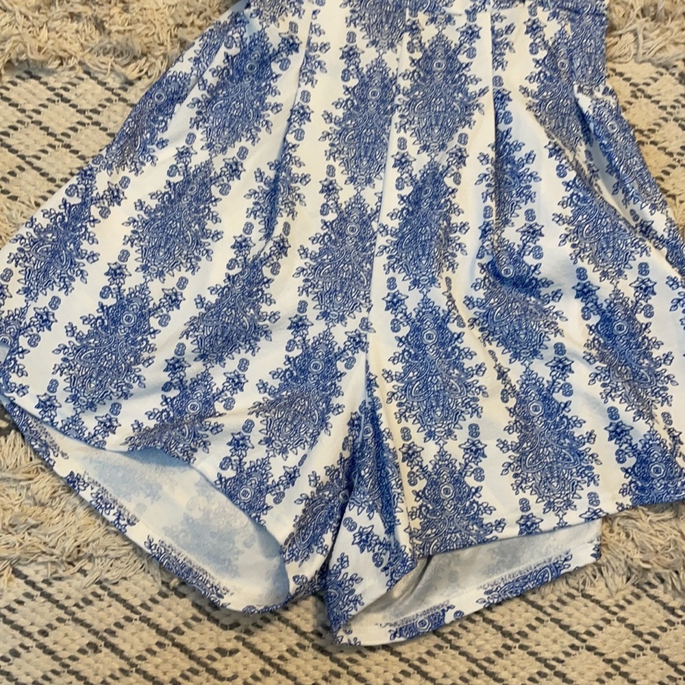 Patterned romper - Picture 2 of 5